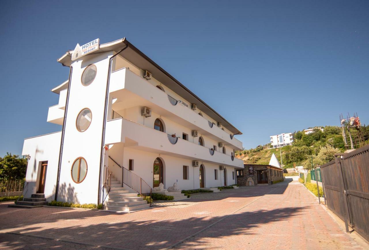 Hotel San Pietro Martin Fushe-Drac Extérieur photo